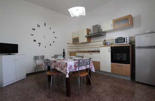 Rosignano Marittimo Apartment | Independent apartment with 3 bedrooms and private garden a few steps from the famous White Beaches of Vada