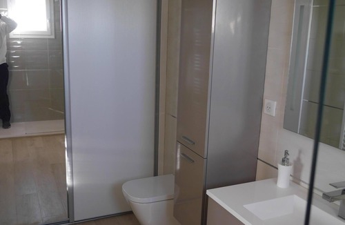 Gattieres Apartment | Independent Studio with great views Bay of angels