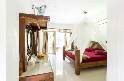 Bukit Lawang Cabin | Indra Valley Inn Bukit Lawang
