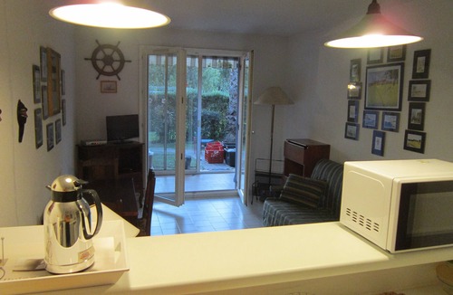 Mandelieu-La-Napoule Apartment | IRIS: BEAUTIFUL HOLIDAY APARTMENT, SPORT, WORK IN THE FRENCH RIVIERA