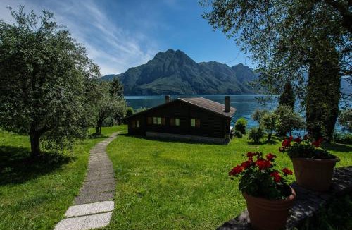 Riva di Solto Villa | IseoLakeRental - Villa Alessandra