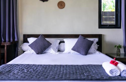 Sinabang Resort | Island Time Surf Resort