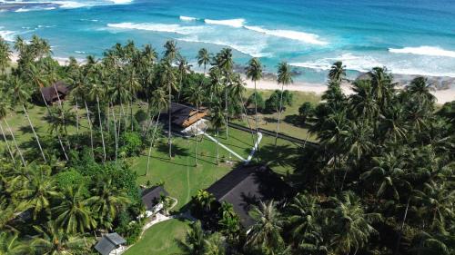 Sinabang Resort | Island Time Surf Resort