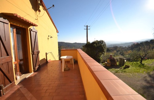 Riparbella Apartment | Isolated and peaceful farm located on the slopes of an enchanting valley