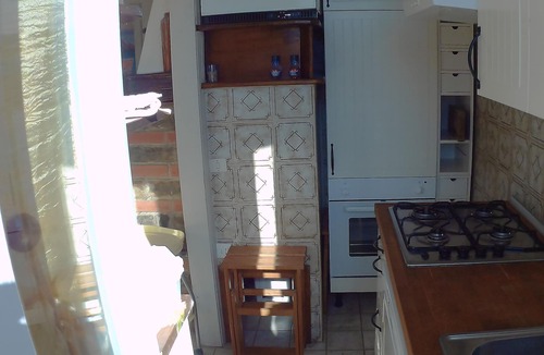 Marina di Castagneto Carducci Apartment | Comfortable apartment with garden 1km from the sea.