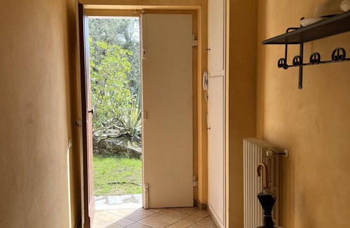 Marina di Castagneto Carducci Villa | Villa con 4 Camere da Letto a 200 Metri dal Mare