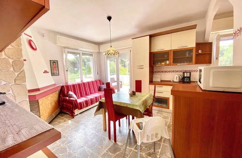 Marina di Castagneto Carducci House | Fantastic Villa with private pools 90 meters from the beach