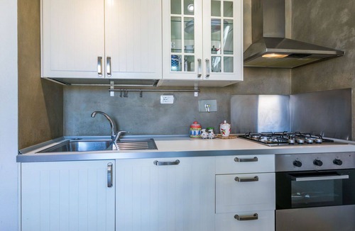 Rosignano Solvay Apartment | Cosy apartment for 6 guests with A/C, WIFI, TV and balcony