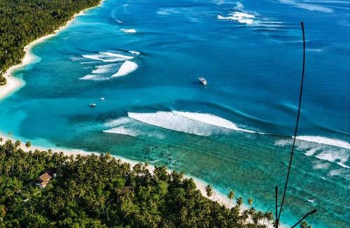 Katiet House | Jala Villas Lances Right HTs Mentawai