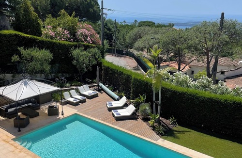 California - Pezou Villa | JdV Holidays Villa Robinier, renovated with AC, heated pool & panoramic sea view