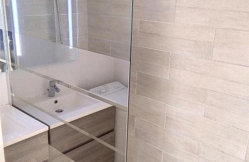 Juan-les-Pins Apartment | JLP 322