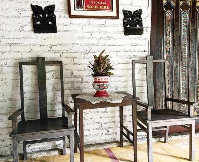Bogor Tengah House | Joglo House in Central Bogor By penggemarlawas