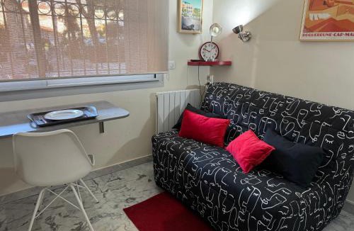Roquebrune-Cap-Martin Apartment | Joli STUDIO Bord de Mer entre Menton et Monaco