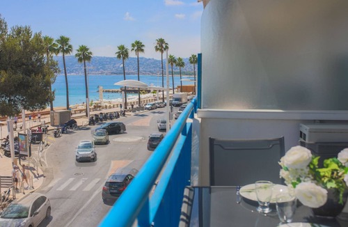 Juan-les-Pins Apartment | Juan Les Pins: apartment with incredible sea view