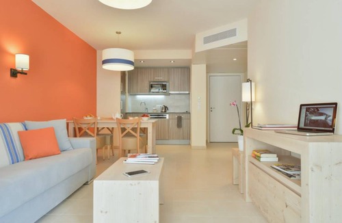 Roquebrune-Cap-Martin Apartment | Julia Augusta 3p 6p