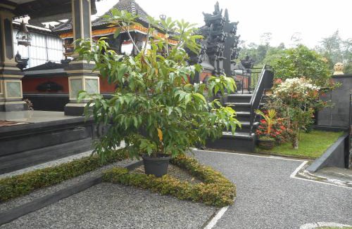 Besakih House | Kadek Homestay
