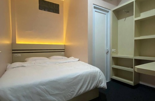 Bandung House | Karana Guesthouse Syariah Bandung & Luang Cafe
