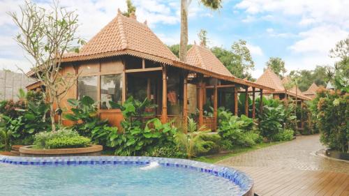 Semarang Hotel | Karenina Agung Resort Semarang