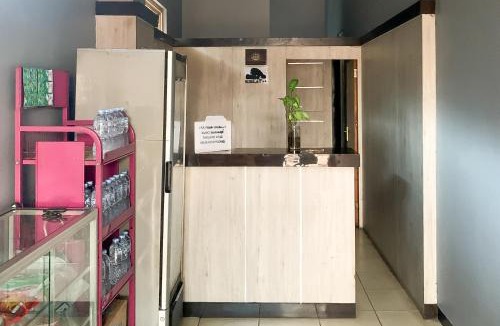 Bandung Hotel | Karins Guesthouse Syariah RedPartner