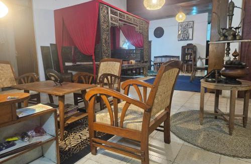 Central Yogyakarta House | Keselatan