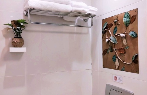 Parongpong Hotel | KoenoKoeni Boutique Hotel