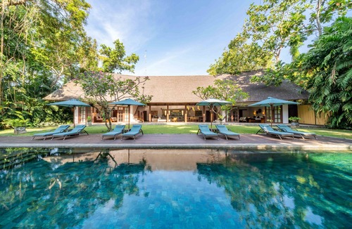 Padonan House | KR7001 - 7 Bedroom Villa in Kerobokan