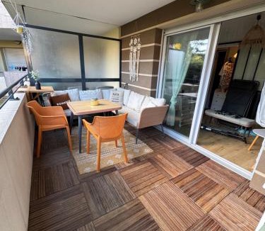 Villeneuve Loubet Beach Apartment | L'appart idéal famille, terrasse, piscine, plage