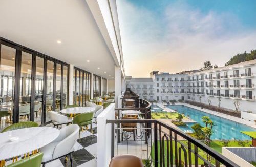 Lembang Hotel | L'Eminence Golf & Resort Lembang - Bandung