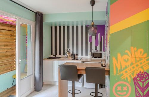 Cros-de-Cagnes Apartment | L'escapade - Jacuzzi & Sauna privés By SweetDreams