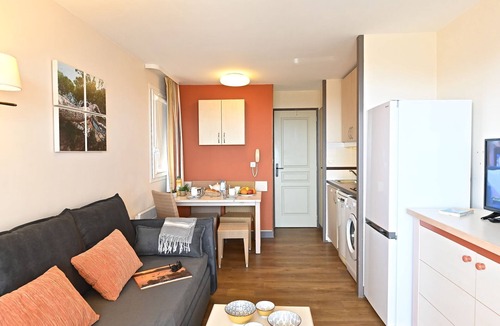 Cap Esterel Apartment | L'Esquinade (P3 112) by Interhome