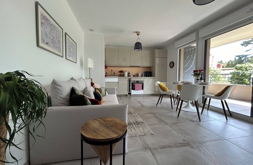 Saint Antoine Apartment | L'Oasis Maritime