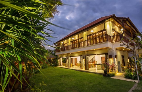 Sanur Kauh Villa | La Bali 4 Bedrooms Villa Sanur
