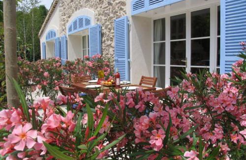 La Croix des Gardes Apartment | La Bastide du Soleil