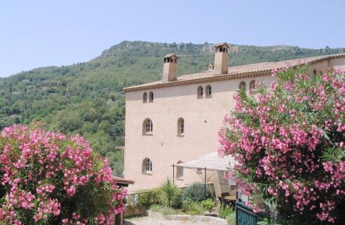 Le Bar-sur-Loup Apartment | La Bastide Saint Christophe