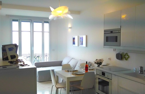Fabron Apartment | La Brise de la Promenade - 5th floor