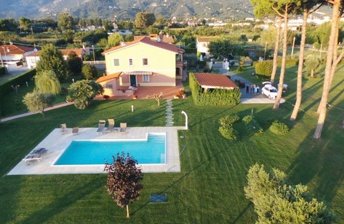 Pietrasanta Bed & Breakfast | La Campagnola