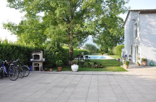 Parezzana House | La Capannina