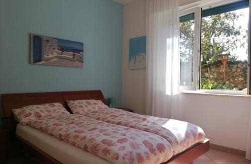 Cisano Apartment | LA CASA DI MARZIA