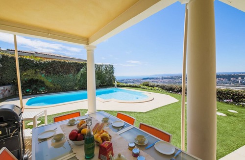 Saint Antoine Villa | LA CASETTA DEI FIORI VI3078 by RIVIERA HOLIDAY HOM