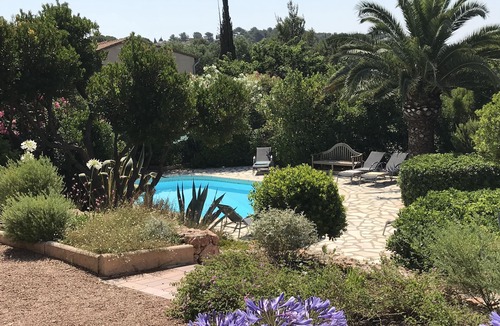 La Croix-Valmer Villa | La Croix-valmer: Calm and Relaxation in Lush Greenery, sea View