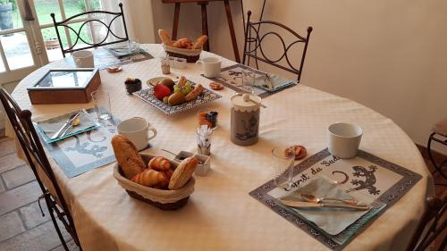Mougins Bed & Breakfast | La Douce Heure