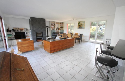 Bagnols-en-Foret Villa | La Fenouillarde YourHostHelper
