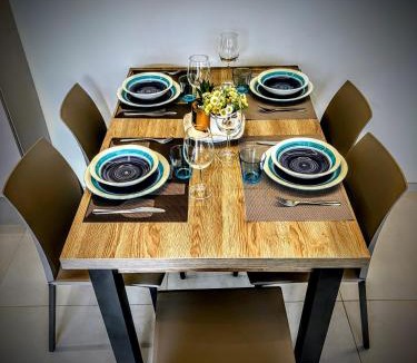 Marina di Carrara Apartment | - La Grotta del Mare- Beach and Apuan Alps-