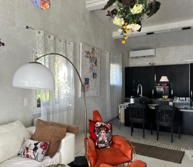Tourrettes-sur-Loup Villa | la maison de l'artiste