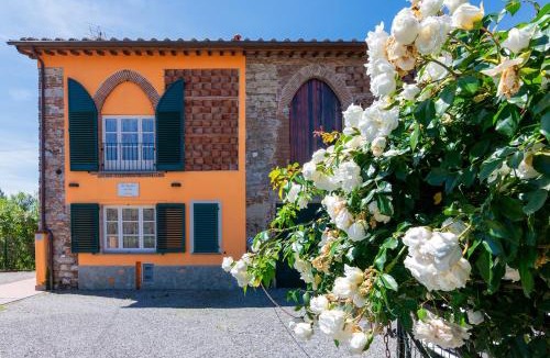 Vicopelago Apartment | La Mandolata dei Poeti Apartaments