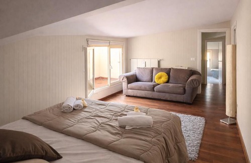Oltrarno Apartment | La Mansarda Villa Lia Michelangelo Florence