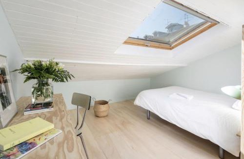 Quartier du Port House | La Mansarde du Port FAMILLY HOME