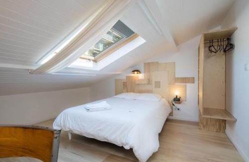 Quartier du Port House | La Mansarde du Port FAMILLY HOME