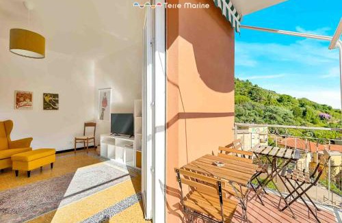 Borgo Antico Apartment | La Pace, Terre Marine