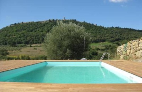 Torrita di Siena Apartment | La Querceta, Typical Residence. Last Minute Offer